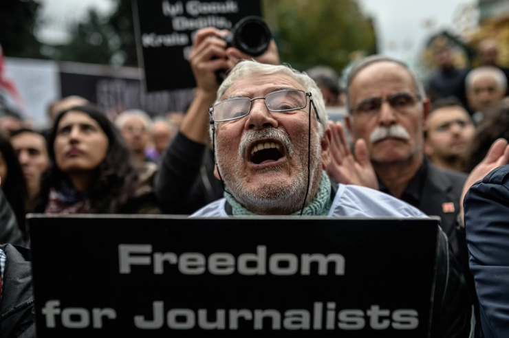 Turkse journalisten hangt forse straf boven het hoofd