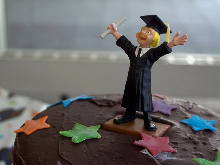 Bijna 600 afstudeerders in studiejaar 2014/2015