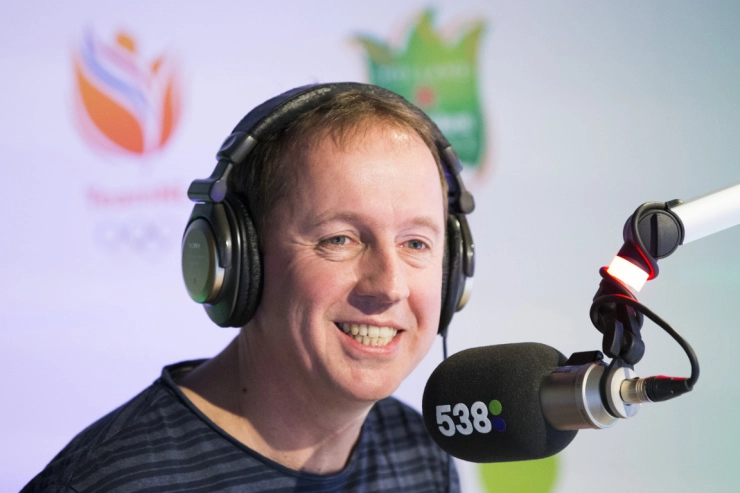 Radio-dj Edwin Evers stopt met ochtendprogramma
