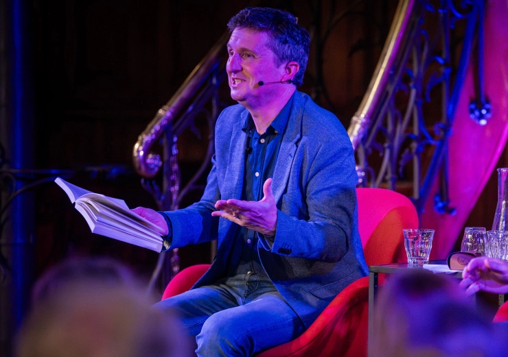 Peter Groenendijk schreef een boek over burgemeester Aboutaleb, die zijn abonnement op het AD opzegde