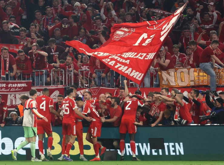 UEFA start tuchtprocedure tegen voetbalclub Bayern om gewonde sportfotografen
