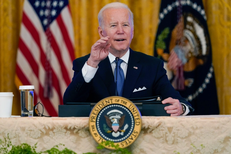 President Biden noemde Fox News-journalist domme klootzak; lucht geklaard