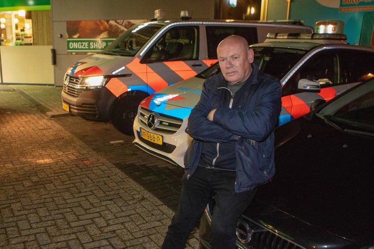 Uitvaartverzorger krijgt geldboete voor belagen persfotograaf Caspar Huurdeman