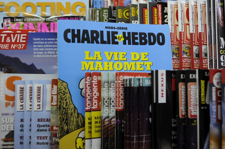 Schrijvers oneens met prijs Charlie Hebdo