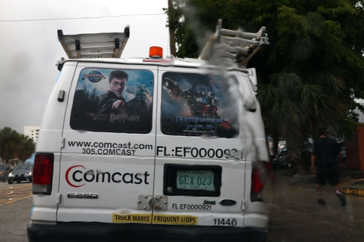 Fusie Comcast/TWC van de baan