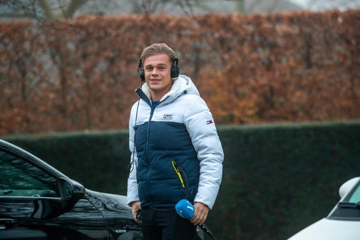 Dennis Schouten en cameraman belaagd tijdens reportage op Arnhems vakantiepark