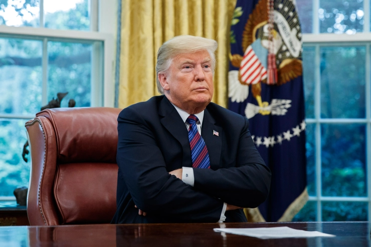 Trump dreigt nog meer persaccreditaties in te trekken