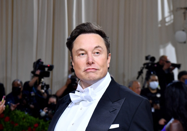 Musk vraagt rechter om pauze in juridisch gevecht met Twitter