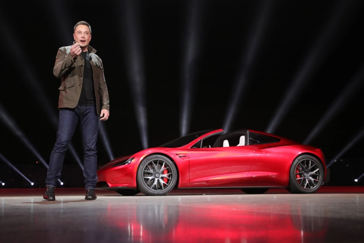 Elon Musk moet zijn berichten op sociale media nog steeds eerst door een advocaat laten lezen