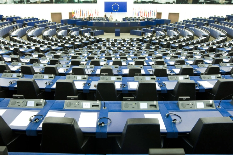 Akkoord over tekst nieuwe Europese auteurswet mét filters en linkbelasting