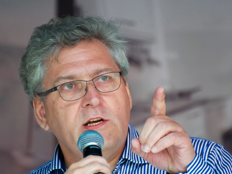 Ministerie hielp Krol bij aanvragen subsidies