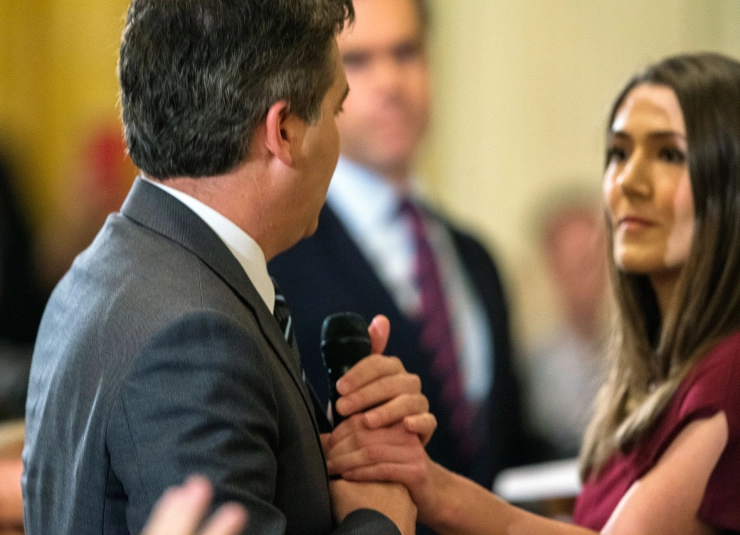 Witte Huis moet CNN-journalist accreditatie teruggeven