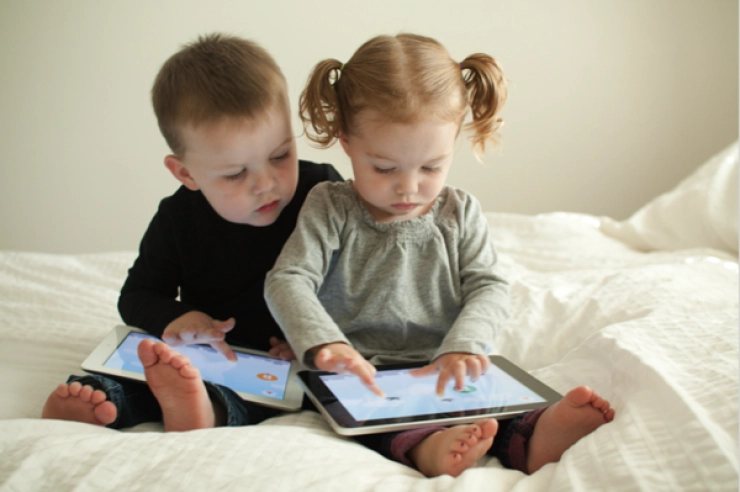 Kleintjes spelen veel vaker met tablet