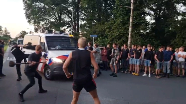 VVD gebruikt fragmenten van boerenprotesten zonder toestemming in campagne, fotopersbureau is woest