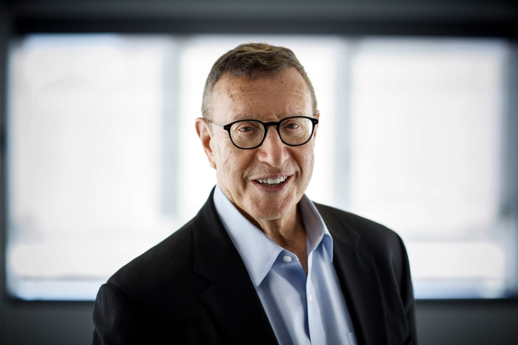 Hoofdredacteur Norman Pearlstine (LA Times) kondigt vertrek aan