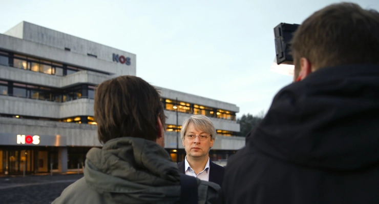 Rechtbank wil NOS-journalist verplicht laten getuigen in vergismoordzaak