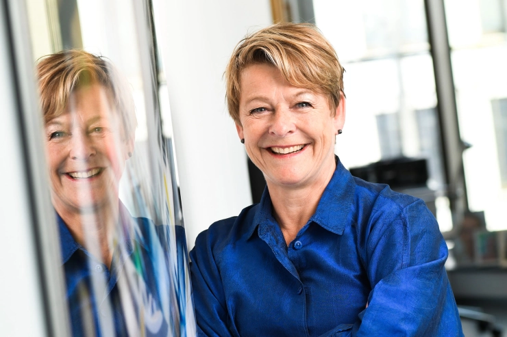 NPO-ombudsman: ‘Factchecken moet een core business van journalisten van de publieke omroepen zijn’