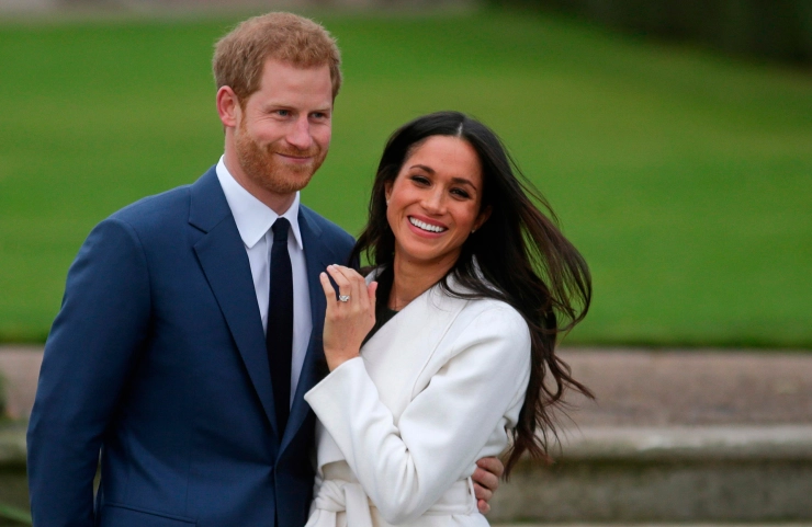 Prins Harry schikt met paparazzi om foto’s zoontje