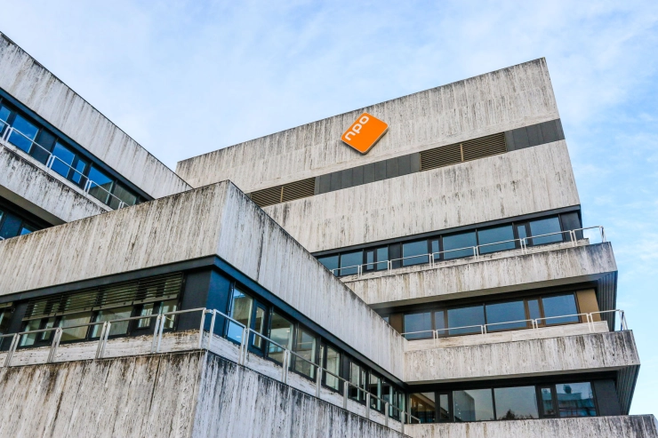 ‘Flexwerk publieke omroep doorgeslagen’