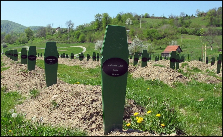 Verbod op boek over verdwenen Sebrenica-fotorolletje