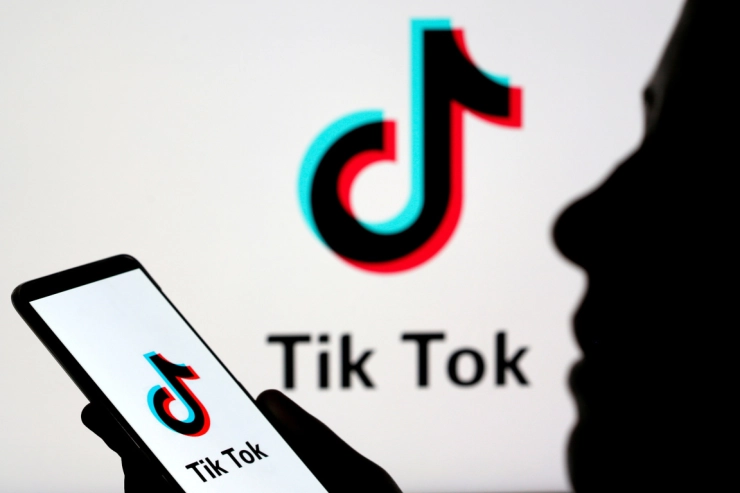 Uitgevers willen meer focussen op TikTok en minder op Facebook
