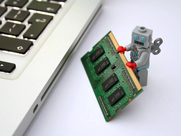 Onderzoek: media schrijven realistischer over AI