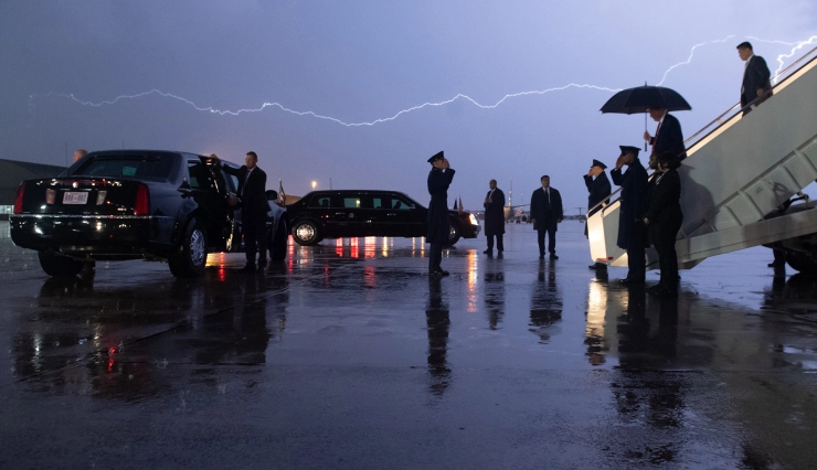 Trump in het nauw door klokkenluider en Woodward-interview