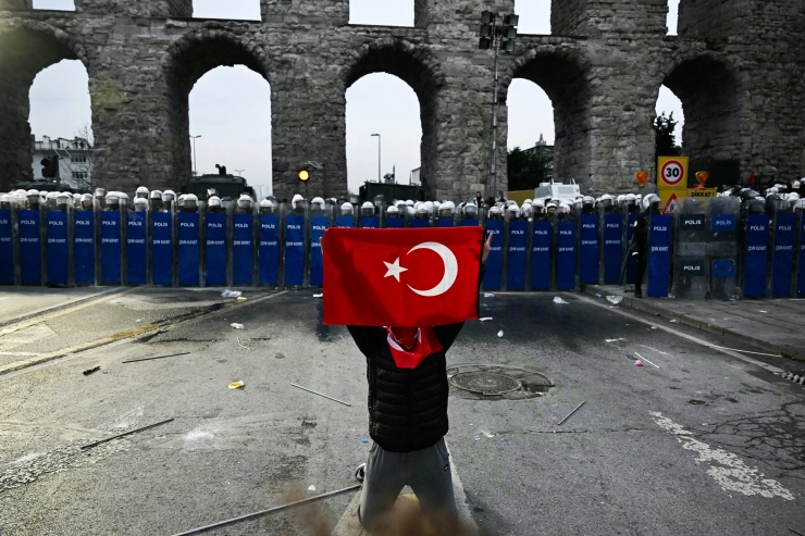 Fotograaf AFP Yasin Akgul blijft vastzitten na protesten Turkije