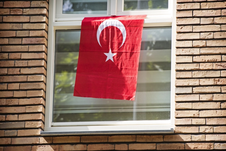 Turkije blokkeert toegang tot WhatsApp en Twitter