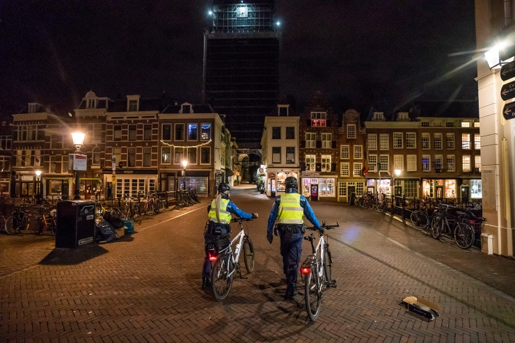 Journalistiek werk mogelijk onder avondklok, met perskaart en werkgeversverklaringen