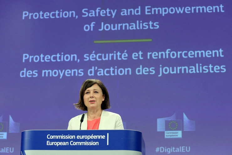 Europese Commissie gaat meer transparantie eisen van mediabedrijven