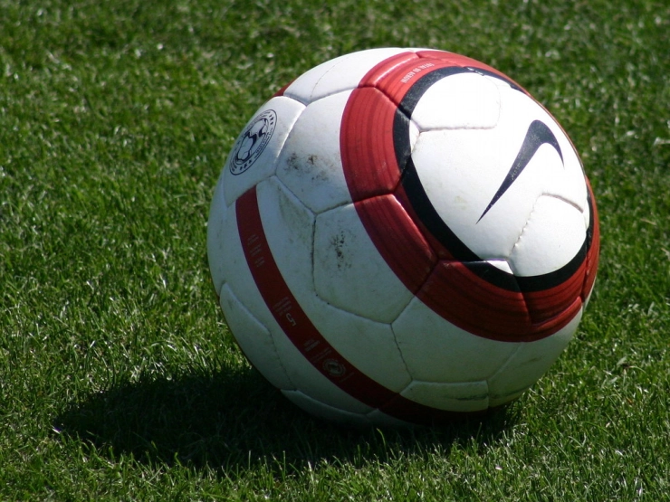 ‘Onafhankelijkheid voetbaljournalistiek onder druk’