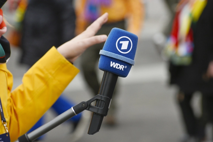 Publieke Omroep in West-Duitsland staakt in strijd voor betere beloning